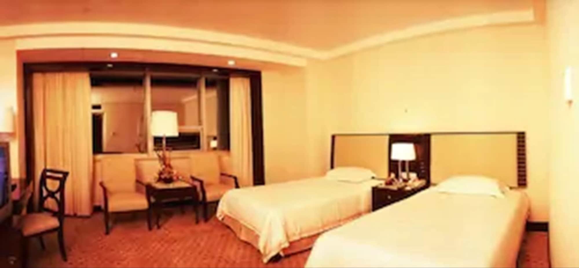 Hongyi Hotel Wuhan Exteriör bild